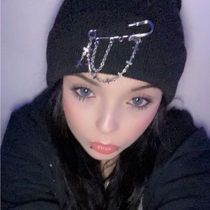 Meet your Posher, Leanna